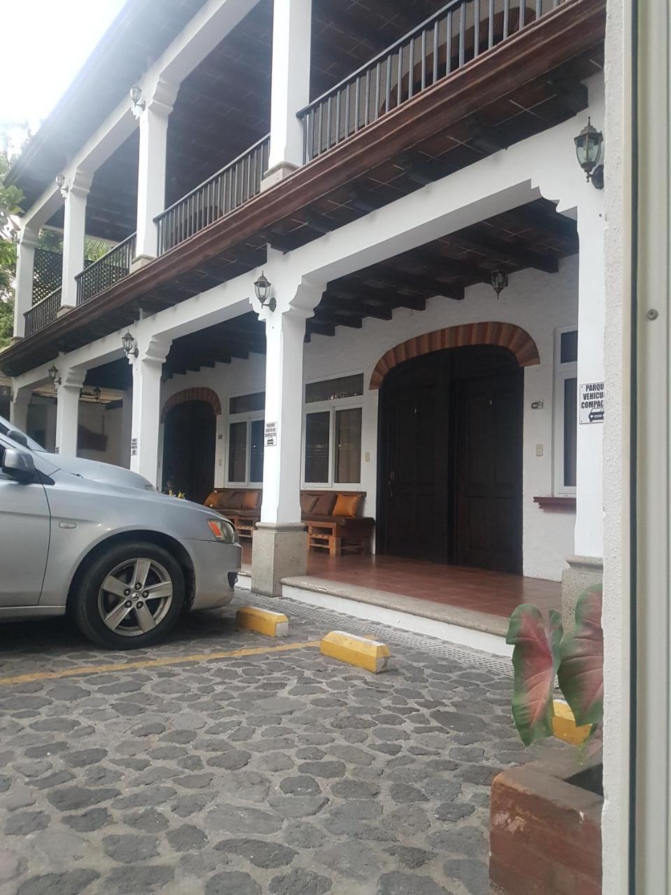 Casa Bourbon Hotel Retalhuleu Esterno foto