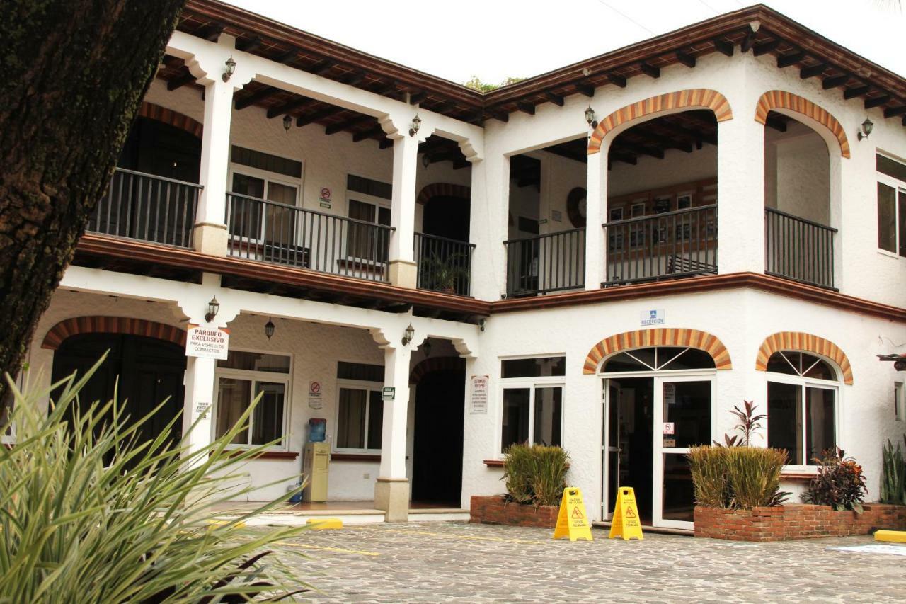 Casa Bourbon Hotel Retalhuleu Esterno foto
