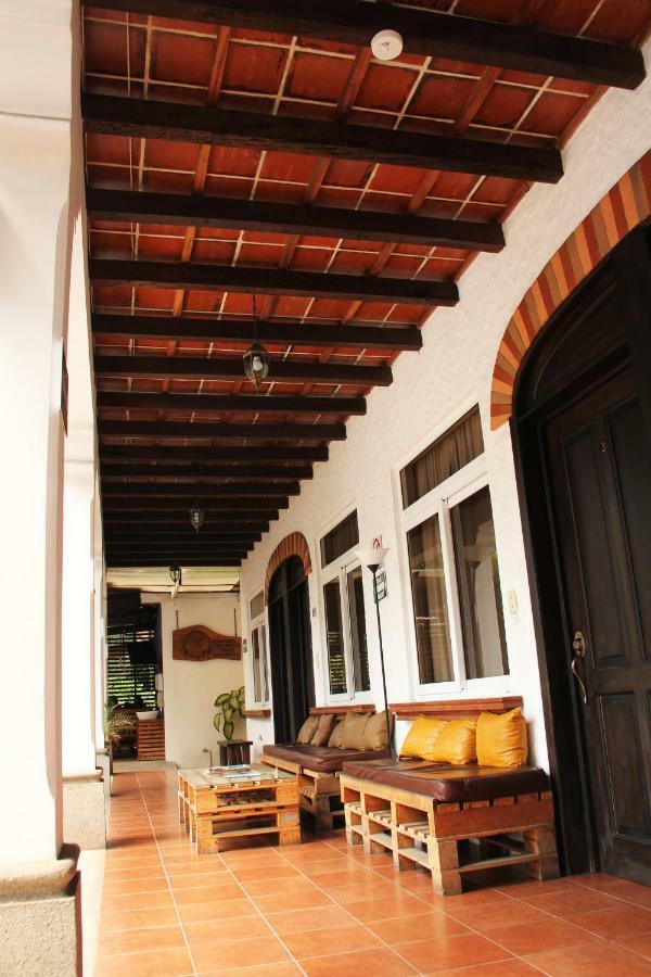 Casa Bourbon Hotel Retalhuleu Esterno foto